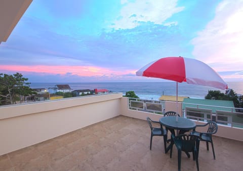 Off site, Photo of the whole room, Decorative detail, Sea view