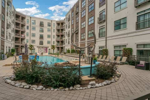 Cs 3150 Corporate 2br Suite, Parking Apartment in Dallas