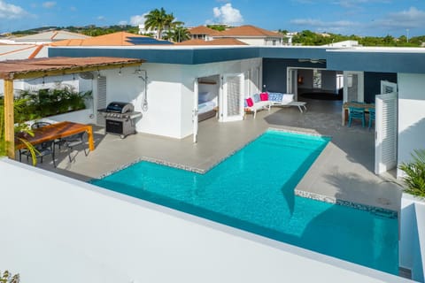 Balcony/Terrace, Pool view, Swimming pool