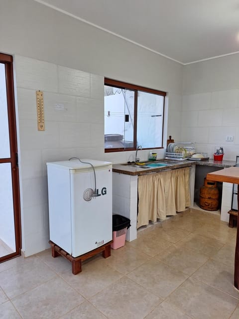 Dining area, kitchen