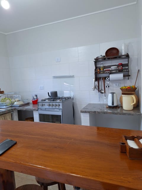 Dining area, kitchen