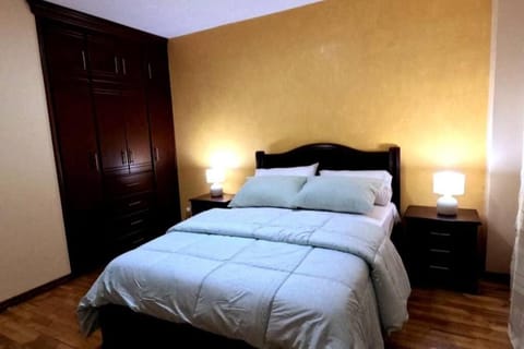 Your Home Away From Home ! Maison in Ambato