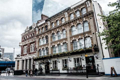 The Mad Hatter Hotel Hotel in London Borough of Southwark
