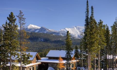 Moonlight Mountain Home 3 Coyote Bluff Chalet in Big Sky