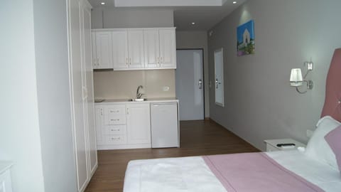 Apartments Flower Residence Condo in Sarandë