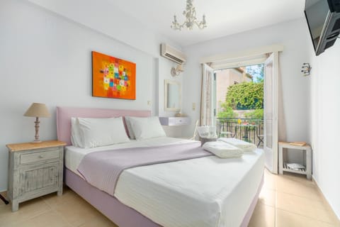 Arolithos Bed and Breakfast in Spetses