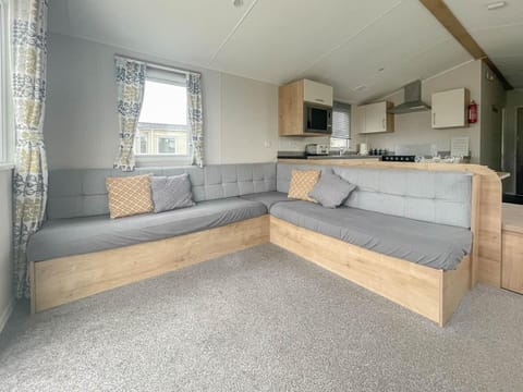 Wonderful 8 Berth Caravan With Decking At Valley Farm, Essex Ref 46561v Campground/ 
RV Resort in Clacton-on-Sea
