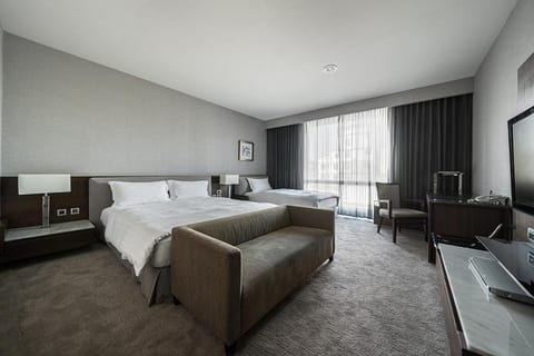 Taipung Suites Hotel in Kaohsiung