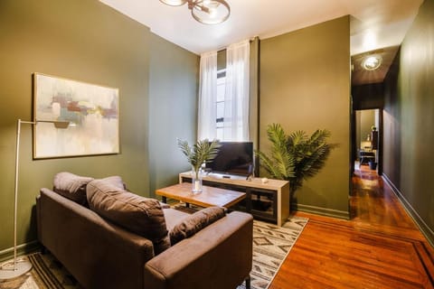 Apartment 202: Upper West Side Condominio in Upper West Side