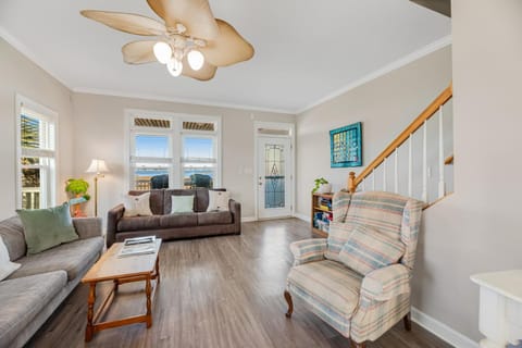 Over by the Sea Apartment in Atlantic Beach