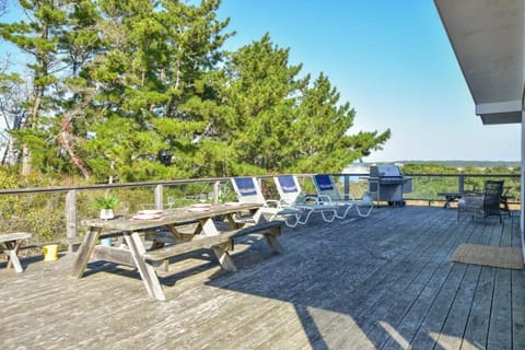 Private Beach with Incredible Views on Lt Island House in Wellfleet