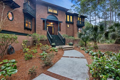 296 Marsh Cove House in Kiawah Island