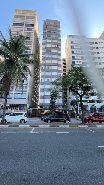 Apartamento na Praia de Itararé Apartment in Santos