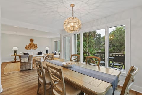 1332 Fairway Oaks House in Kiawah Island