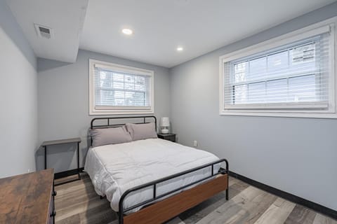 Modern Updated Two Bedroom Condo Copropriété in District of Columbia