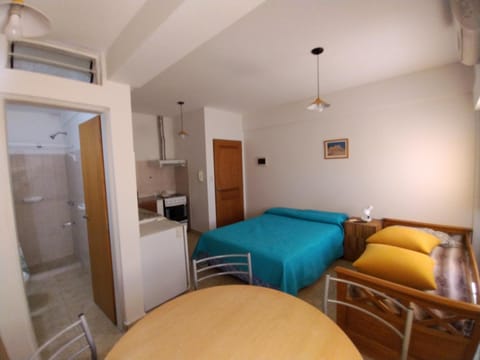 Center Studio pax 3 apartamento Condo in Trelew