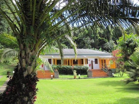 Les Cycas Bed and Breakfast in Guadeloupe