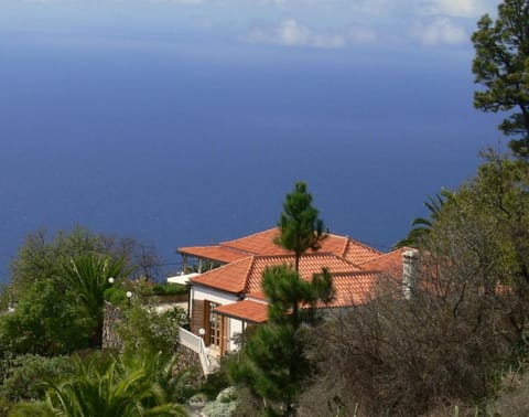 Ferienvilla Finca Tijarafe mit beheiztem Pool House in La Palma