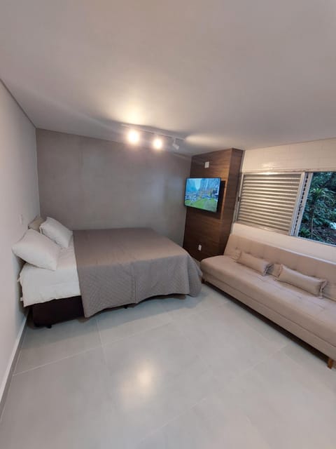 Studio reformado - sem garagem de auto Apartment in Santos