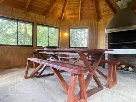 Casa Lago Riñihue, región de Los Ríos House in Los Ríos, Chile