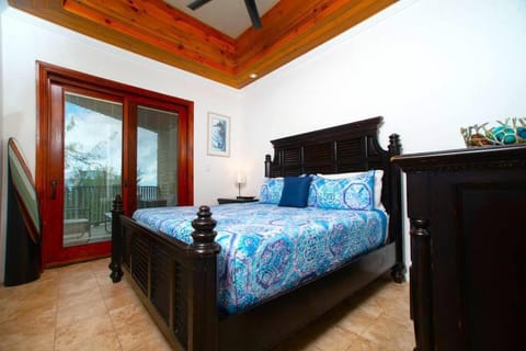 Lighthouse Point Resort Unit # 4 Appartement in West Bay