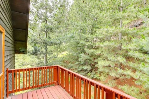 Gorgeous Hill Top Haven. Sleeps 14+ Maison in Kellogg