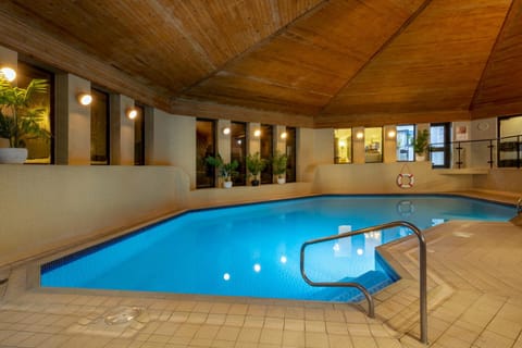 Spa and wellness centre/facilities, Swimming pool