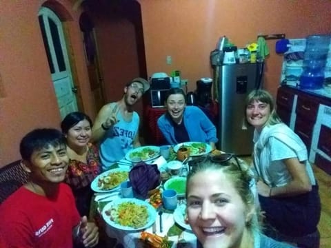 Posada Del Viajero - Mayan Travelers Inn Urlaubsunterkunft in Sololá Department