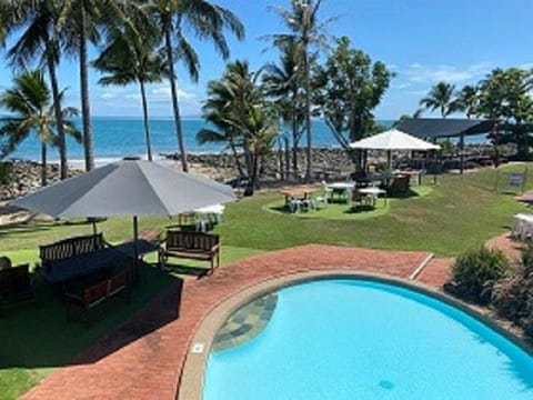 Pool view, Swimming pool