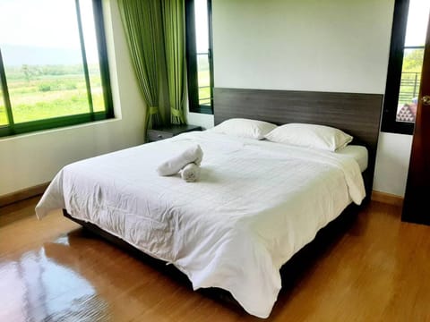 Niramitsook Farm Stay Khao Yai บ้านไร่นิรามิสสุข ฟาร์มสเตย์ ปากช่อง เขาใหญ่ Villa in Laos