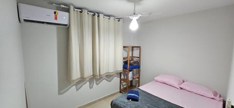 Bedroom, air conditioner