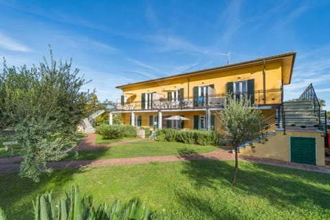 Property building, Garden, Garden view