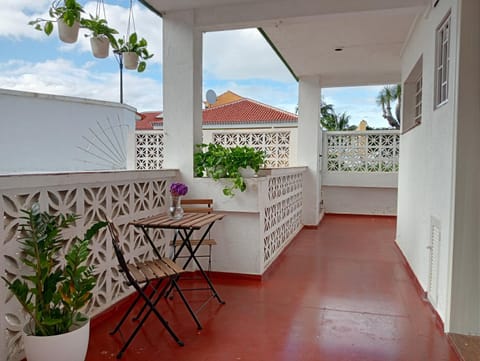 Balcony/Terrace, Dining area