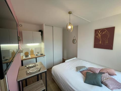 Studio proche centre ville Apartment in Caen