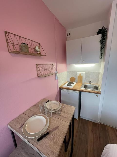 Studio proche centre ville Apartment in Caen