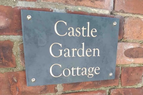 Beautiful Georgian cottage within a private walled garden Casa in Oakham