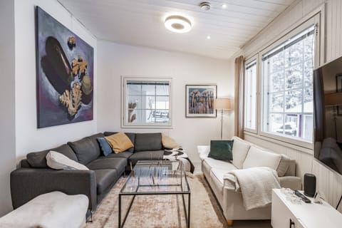 Cozy & luxurious relaxation - Suopursu Lux House in Rovaniemi