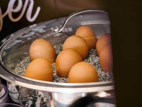 Meeting/conference room, Breakfast