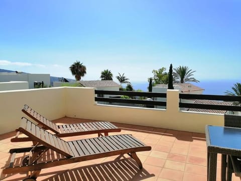 Patio, Day, Natural landscape, View (from property/room), Balcony/Terrace, Sea view, sunbed