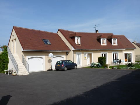 Property building, Day