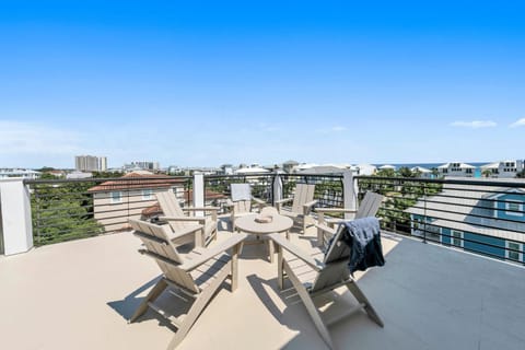 Barton Vista Del Mar House in Miramar Beach