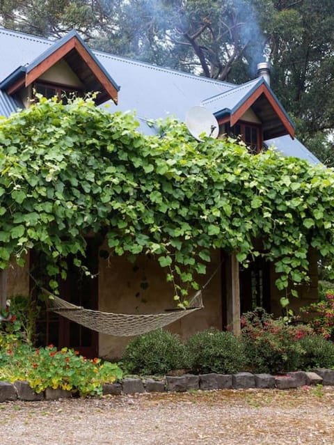 Hideaway Cottage - Secluded Retreat - Pet Friendly Maison de campagne in Apollo Bay