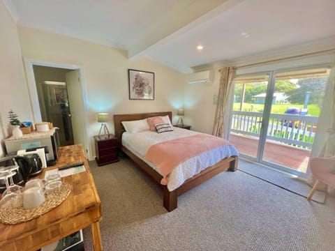 Galbraith Beach Studios - Studio 3 Apartment in Apollo Bay