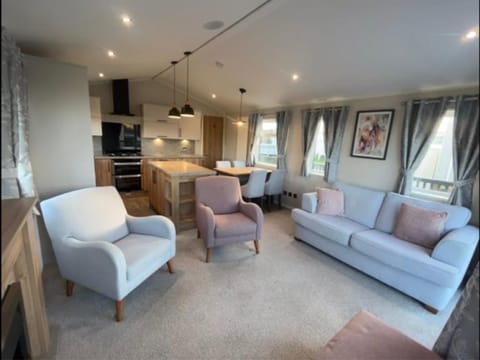 2-6 guests Holiday Chalet in Durdle Door House in Purbeck District