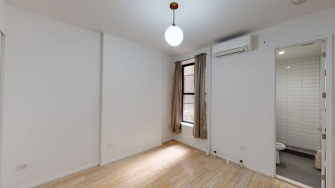 Apartment 432: Upper West Side Condominio in Harlem