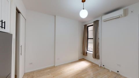 Apartment 432: Upper West Side Condominio in Harlem
