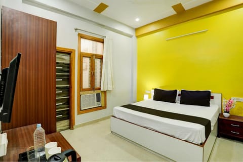 OYO Flagship Shyam Guest Inn Hotel in Lucknow