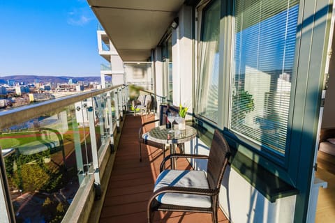 Day, Natural landscape, View (from property/room), Balcony/Terrace