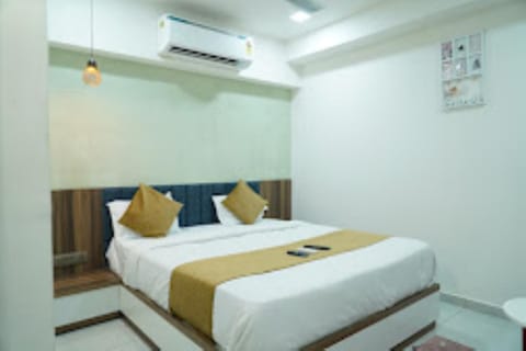 Hotel Rest And View , Ahmedabad Hotel in Ahmedabad