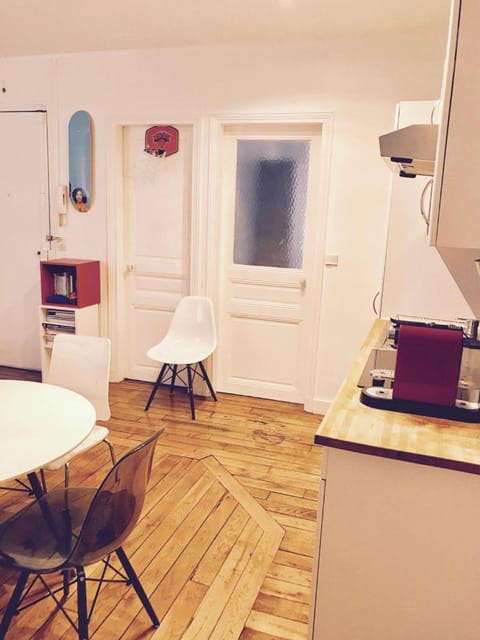 Appartement Paris Ouest Chambre Apartment in Levallois-Perret